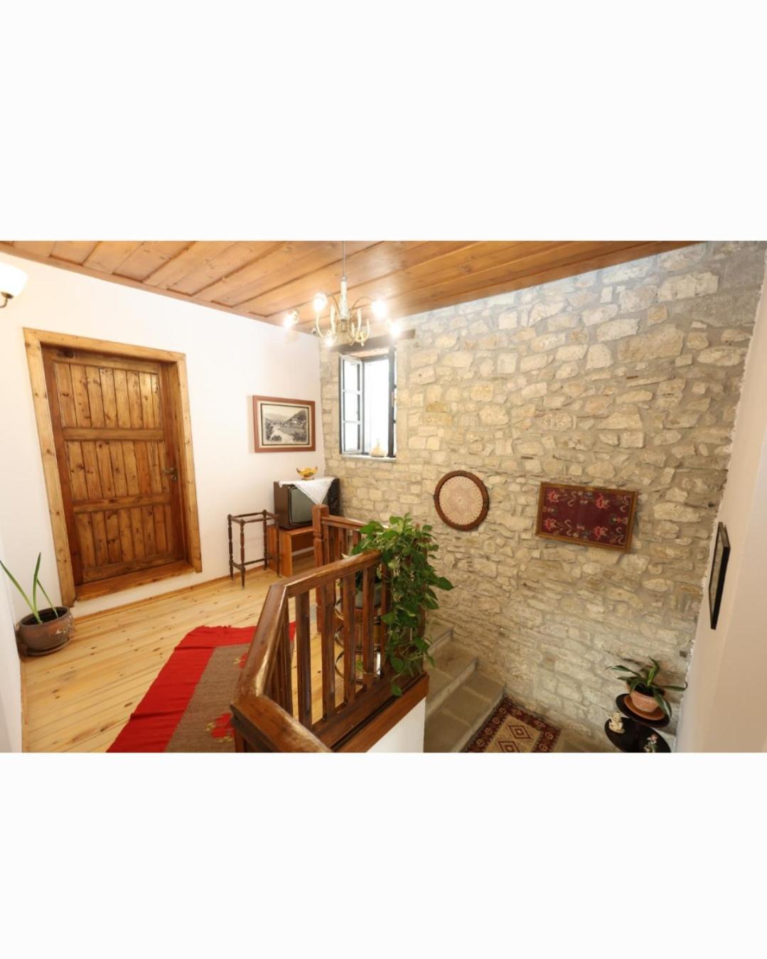 Guest House J.Prifti Berat Exteriér fotografie