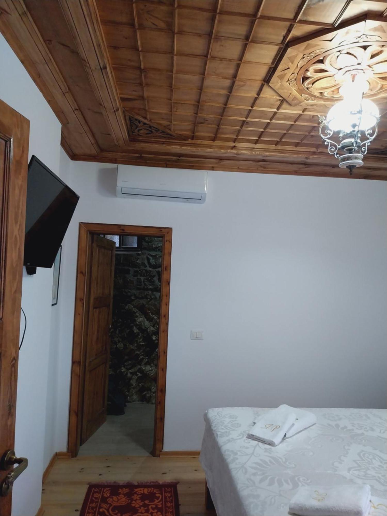 Guest House J.Prifti Berat Pokoj fotografie