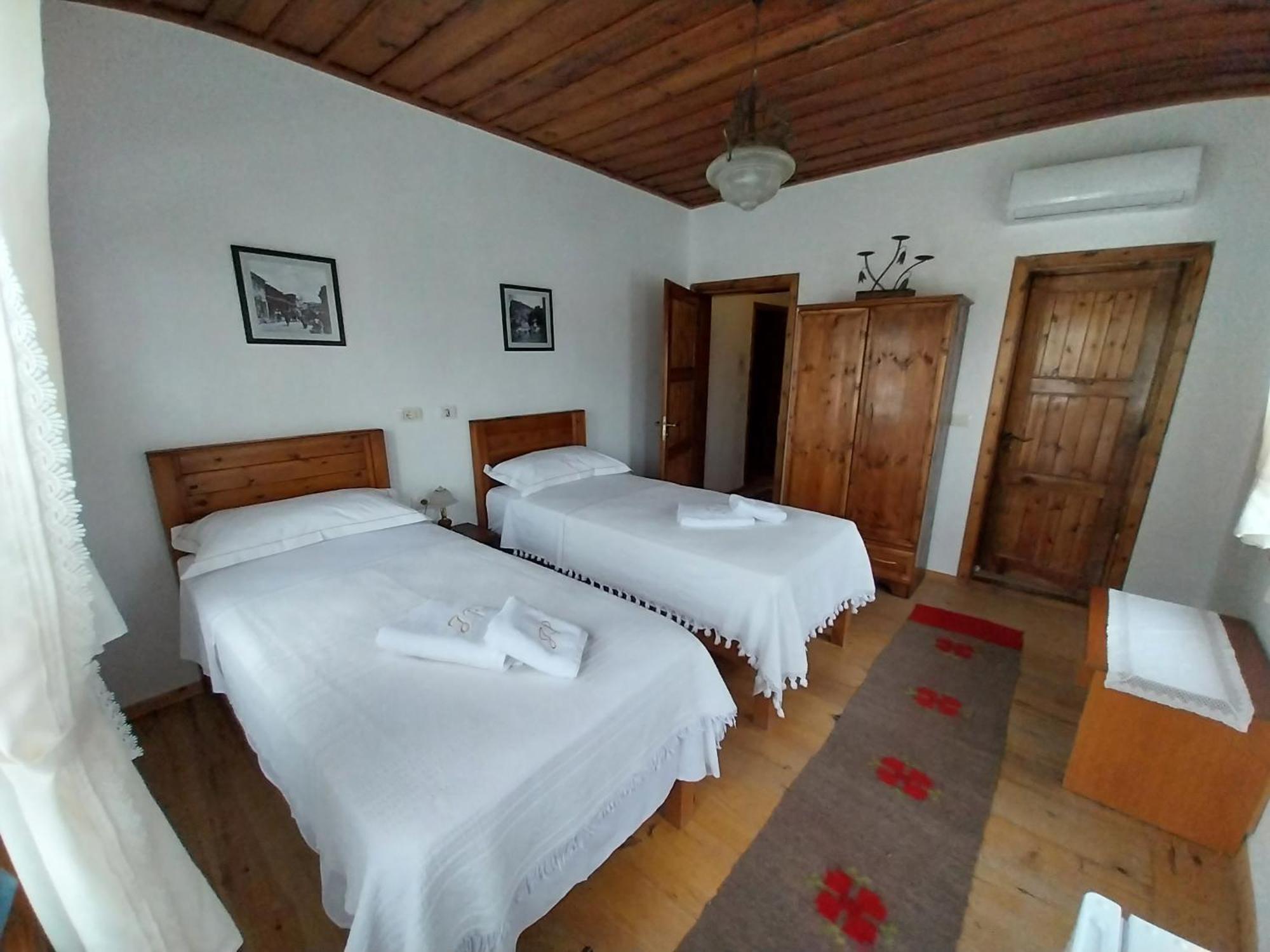 Guest House J.Prifti Berat Exteriér fotografie
