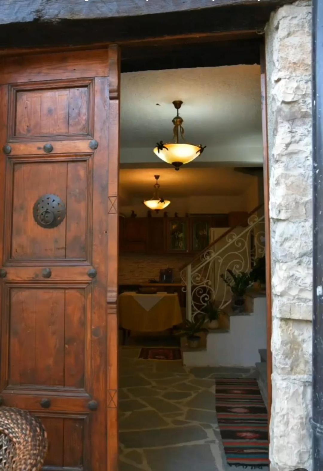 Guest House J.Prifti Berat Exteriér fotografie